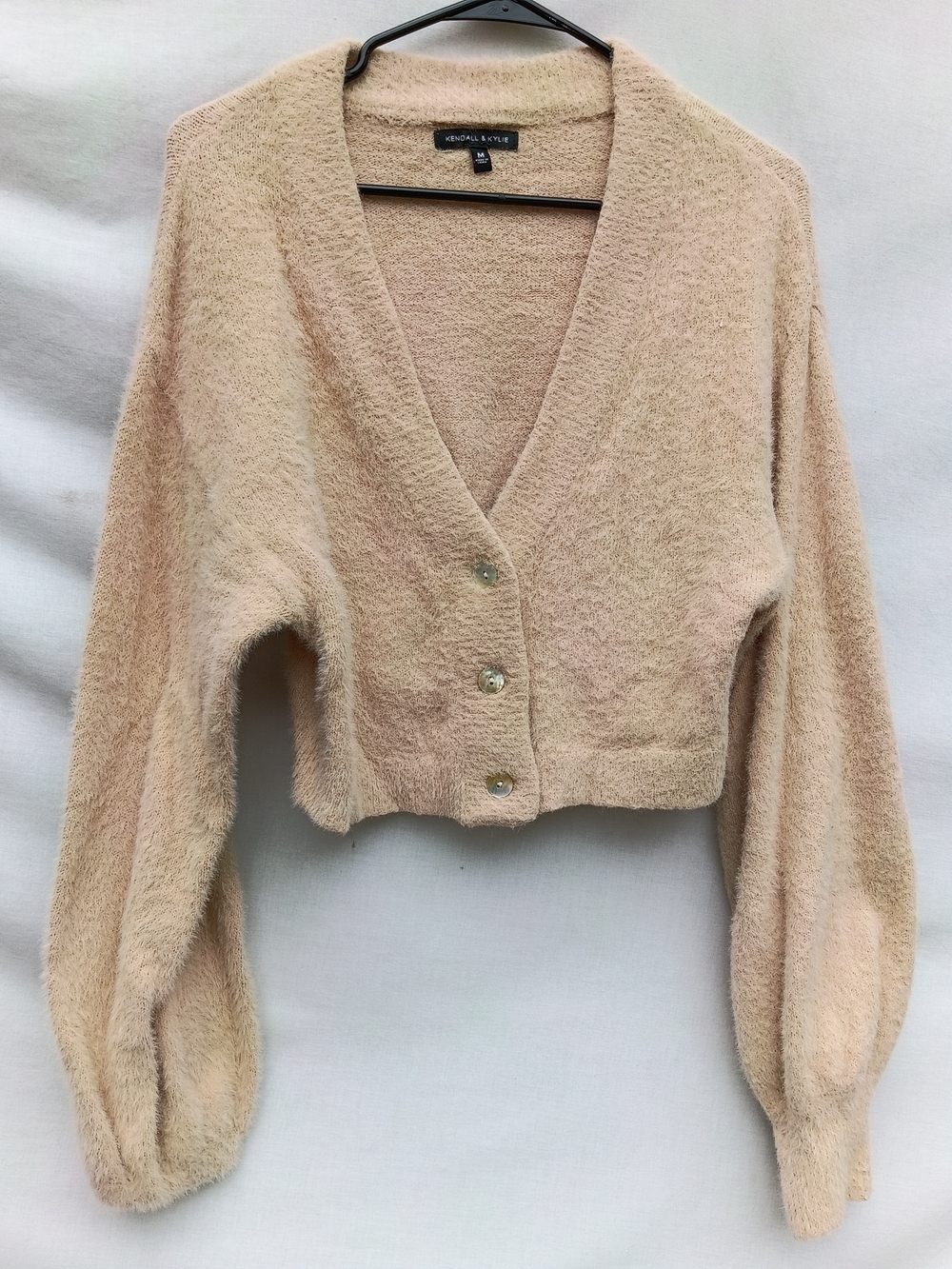 Kendall & Kylie Beige Cropped Fuzzy Button Cardigan Size Medium Y2K Minimalist